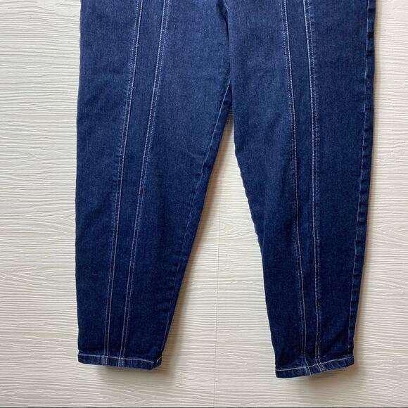 Urban Revivo Vintage Inspired High Rise Jeans Size 6 - Picture 2 of 7